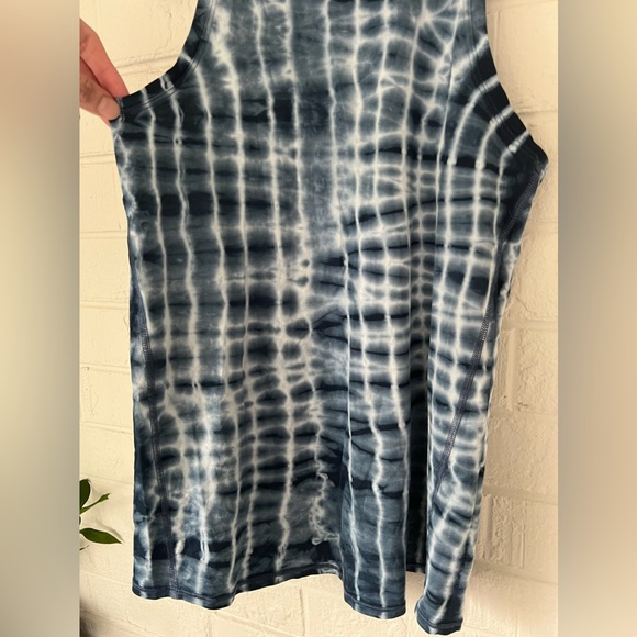 Lululemon All Tied Up Tank Top S/M - Picture 3 of 11